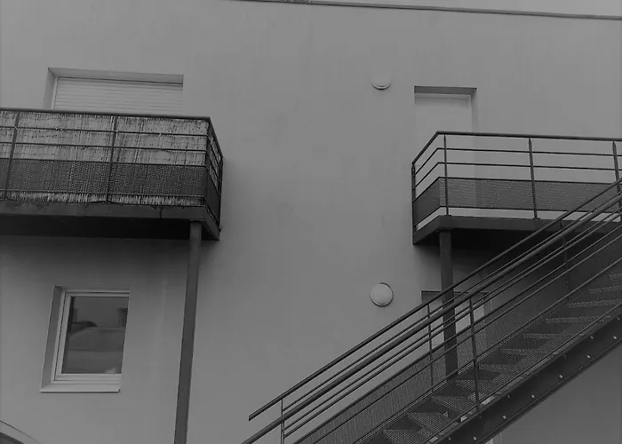 Aux Portes De Nantes, 2 Pieces Moderne Et Confortable